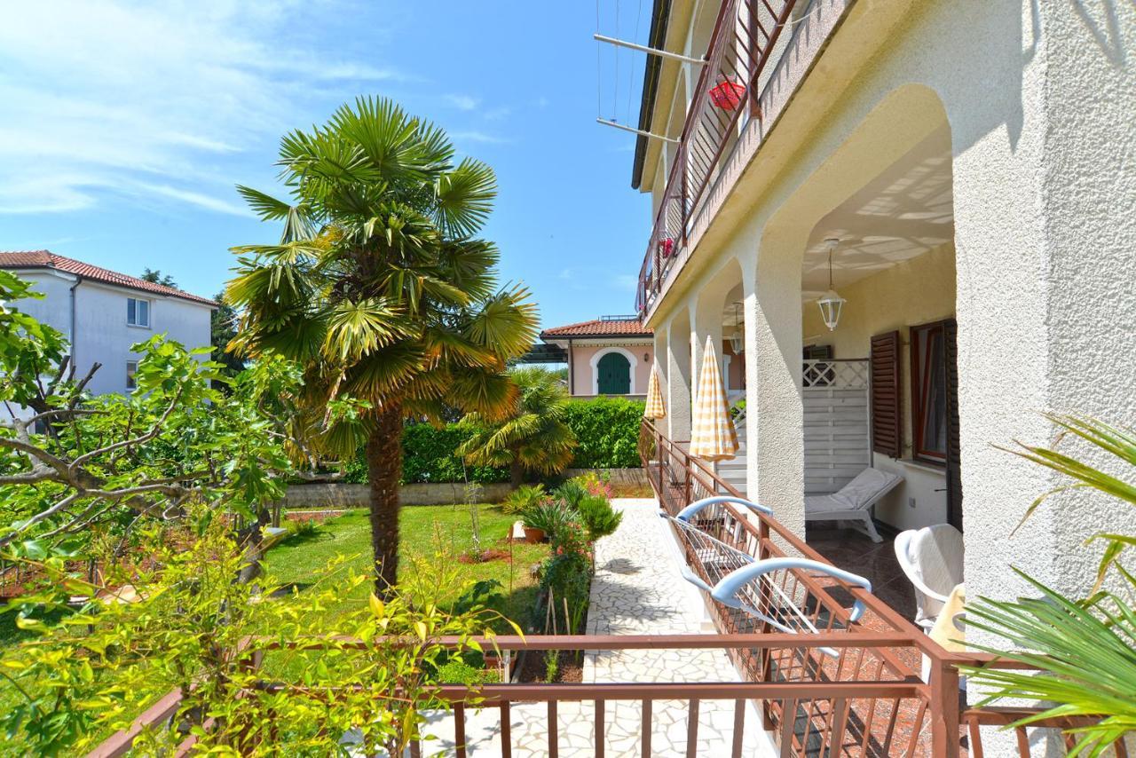 Apartments Porec 336 Exterior photo