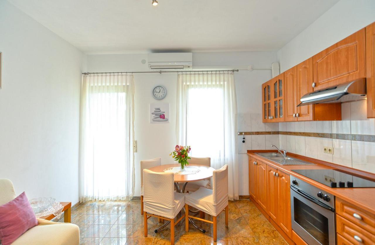 Apartments Porec 336 Exterior photo